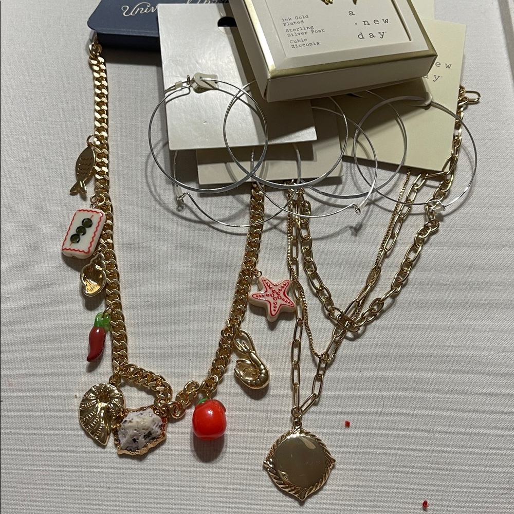 Jewelry Bundle - Picture 4 of 5